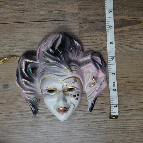 2 Vintage Porcelain/Ceramic deco jester/80s masks - kitschy wall decor - Picture 11 of 12